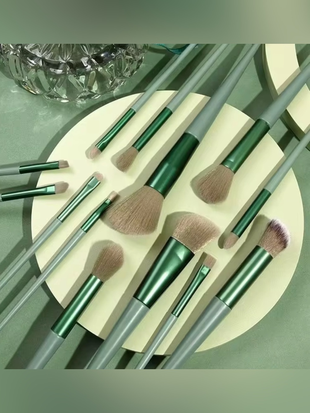 13 pcs Makeup Brush Set With Pouch - NWT - Picture 3 of 11